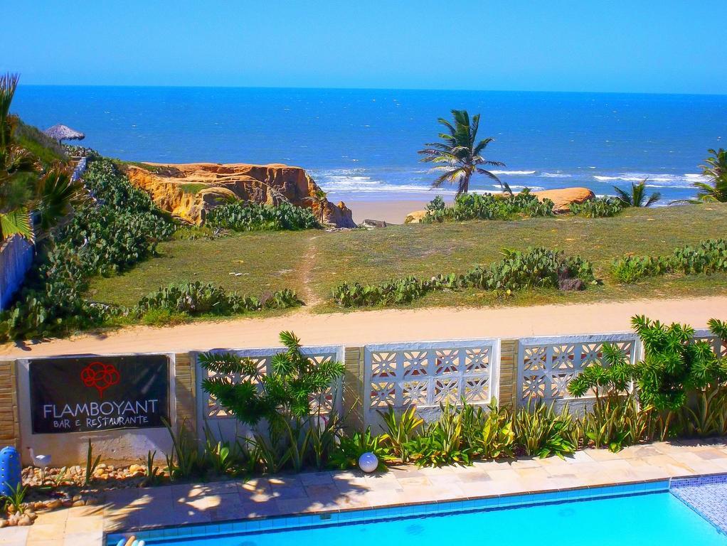 Pousada Flamboyant Village - Praia Das Fontes - 50Mt Da Gruta Mae D'Agua (Adults Only) Beberibe Exterior photo